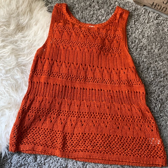 embossed knot tank top - Picture 2 of 4